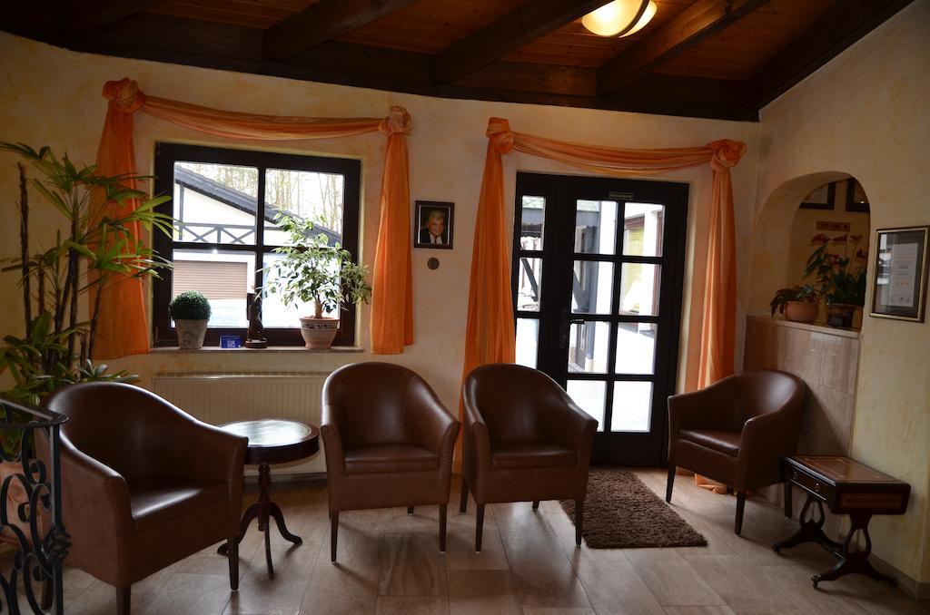 Hotel Pirsch رامشتاين-ميزنباخ المظهر الخارجي الصورة